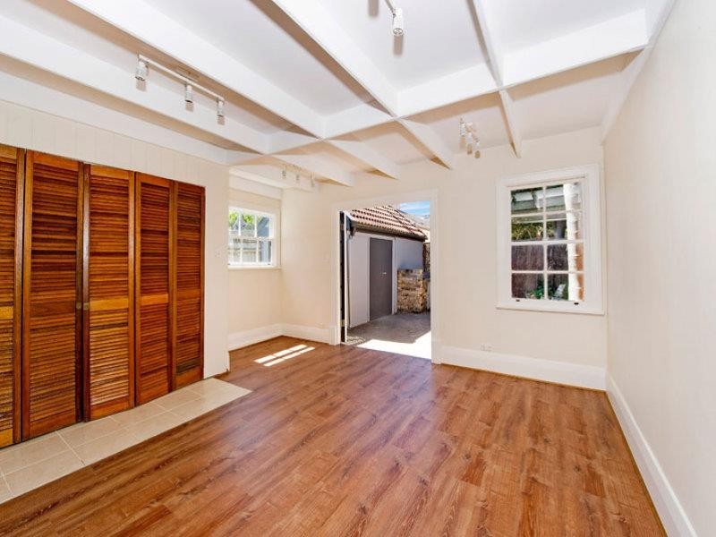 8 GOULD STREET, North Bondi NSW 2026