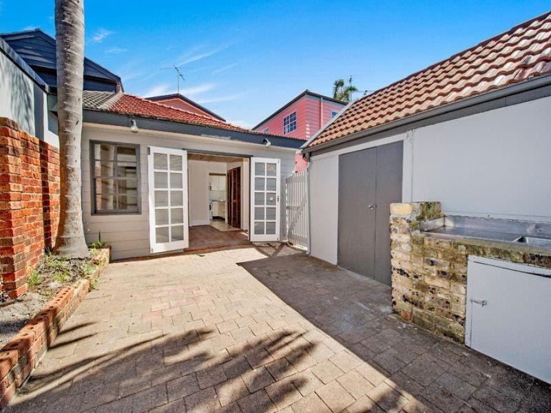 8 GOULD STREET, North Bondi NSW 2026