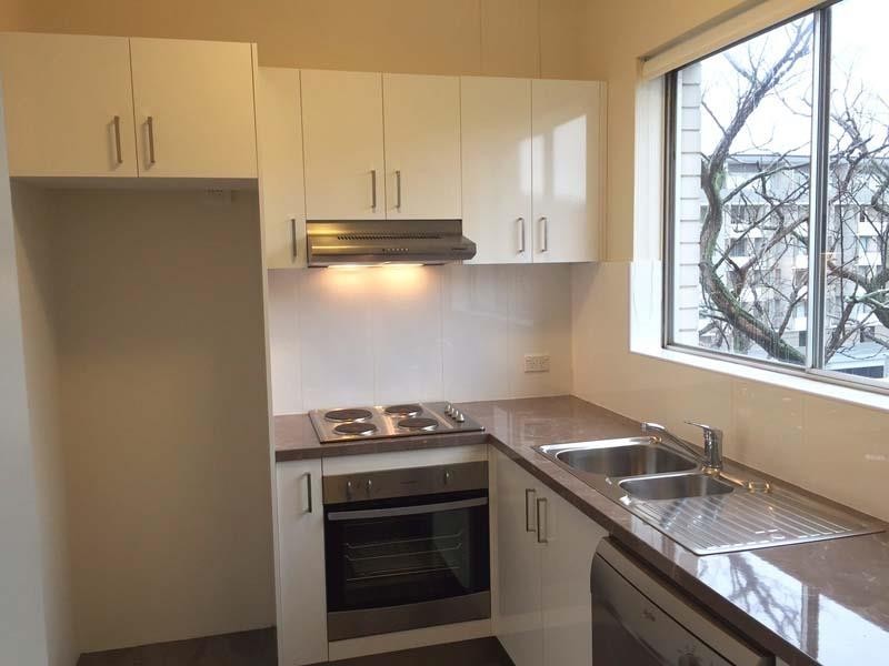 10/2 FRANCIS STREET, Marrickville NSW 2204