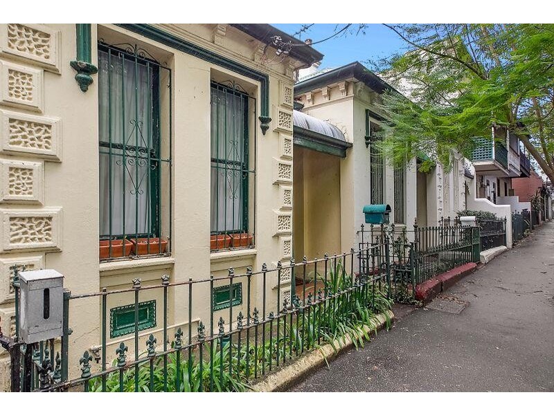 11 YARALLA STREET, Newtown NSW 2042