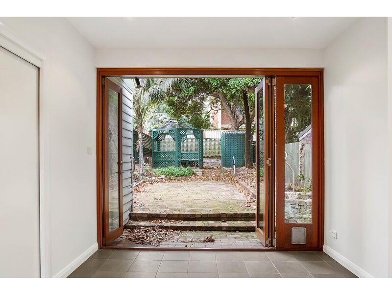 12 VICAR STREET, Coogee NSW 2034