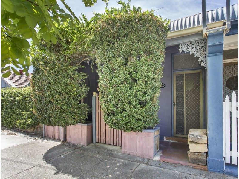 63 Rowntree Street, Birchgrove NSW 2041