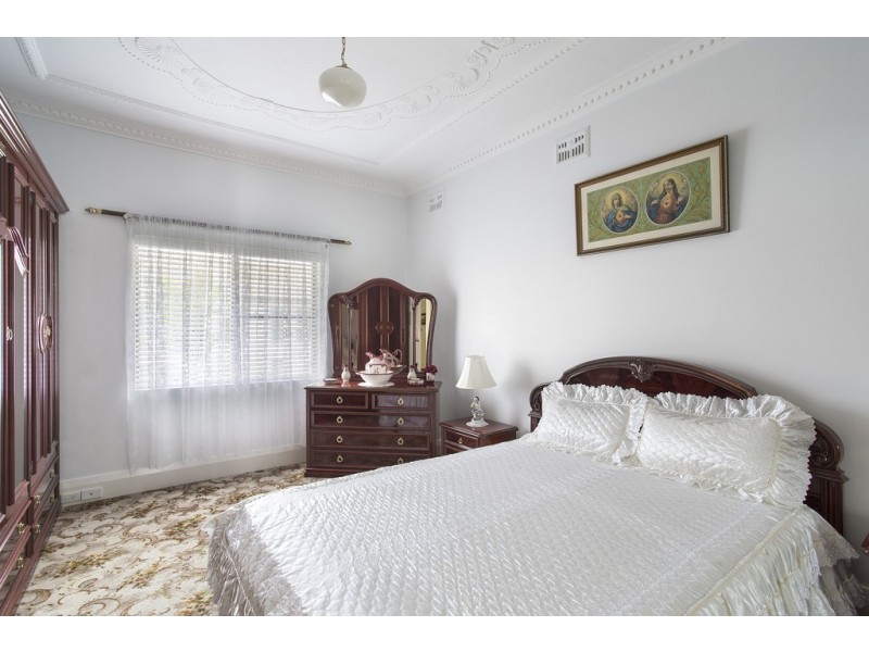 2 Blenheim Street, Queens Park NSW 2022