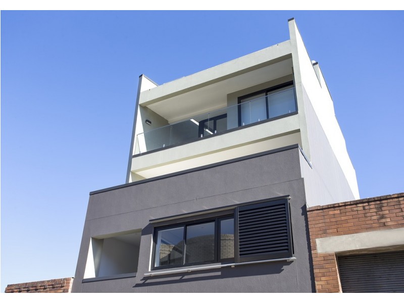 2/10 Adams Lane, Bondi Junction NSW 2022