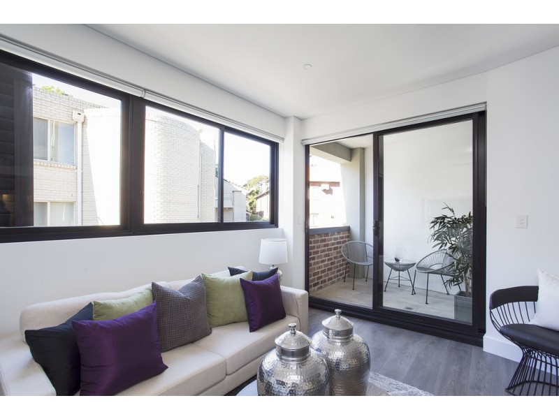2/10 Adams Lane, Bondi Junction NSW 2022
