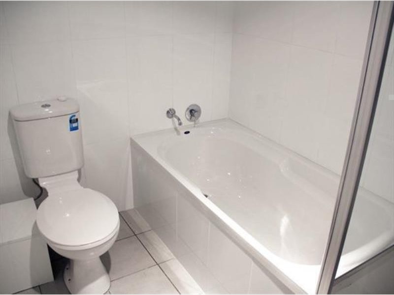 1/37 WALLIS PARADE, North Bondi NSW 2026