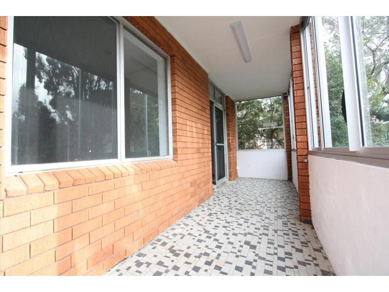 1/37 WALLIS PARADE, North Bondi NSW 2026