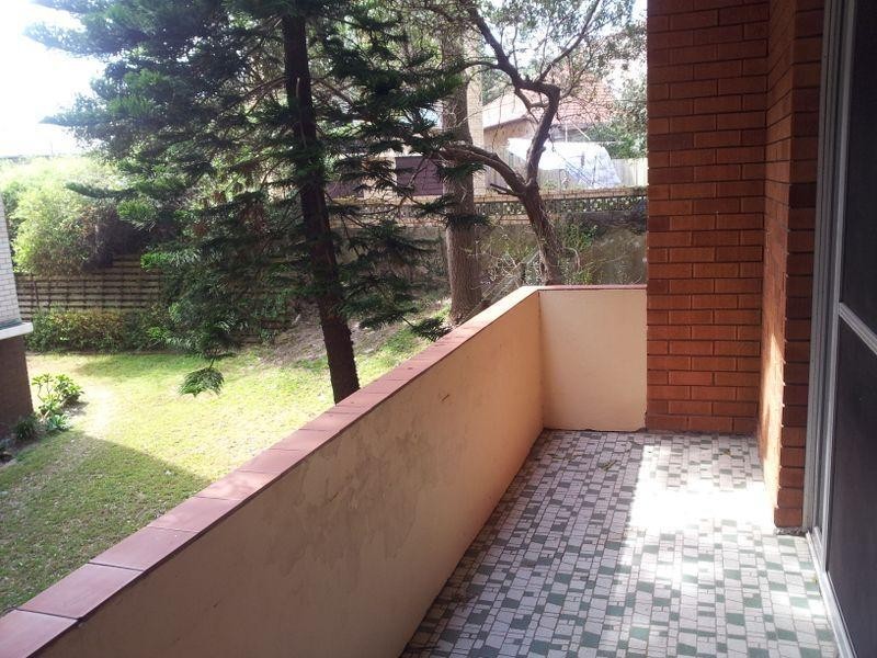 1/37 WALLIS PARADE, North Bondi NSW 2026