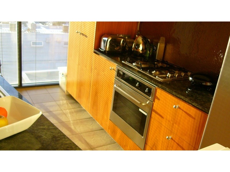 406/187 GRAHAM STREET, Port Melbourne VIC 3207