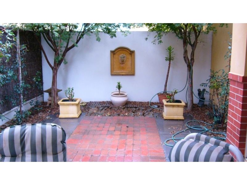 12 Hobsons Bay Pde, Port Melbourne VIC 3207