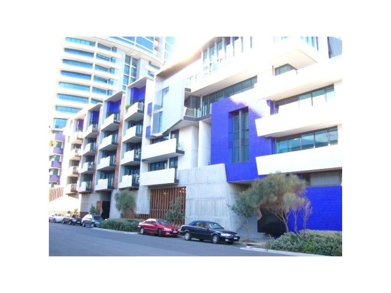 43B/2 ESPLANADE WEST, Port Melbourne VIC 3207
