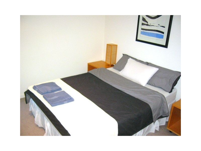 43B/2 ESPLANADE WEST, Port Melbourne VIC 3207