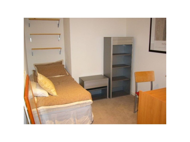 43B/2 ESPLANADE WEST, Port Melbourne VIC 3207