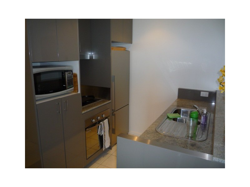 B403/55 Bay St, Port Melbourne VIC 3207