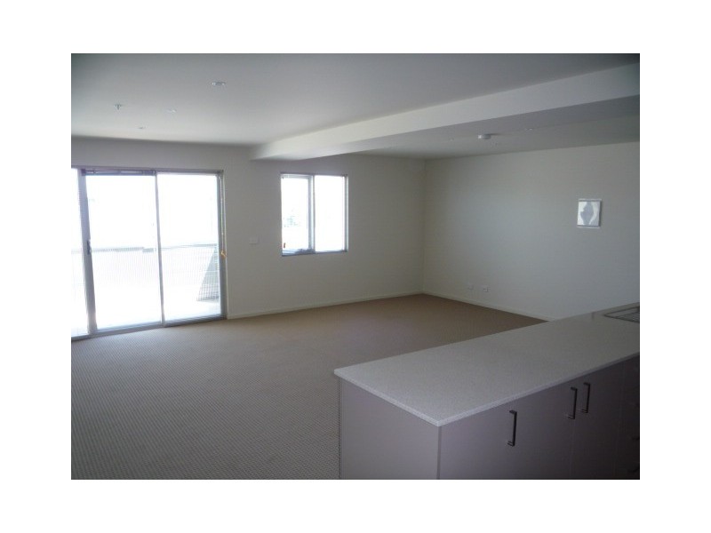 41/14 Bell Street, Coburg VIC 3058