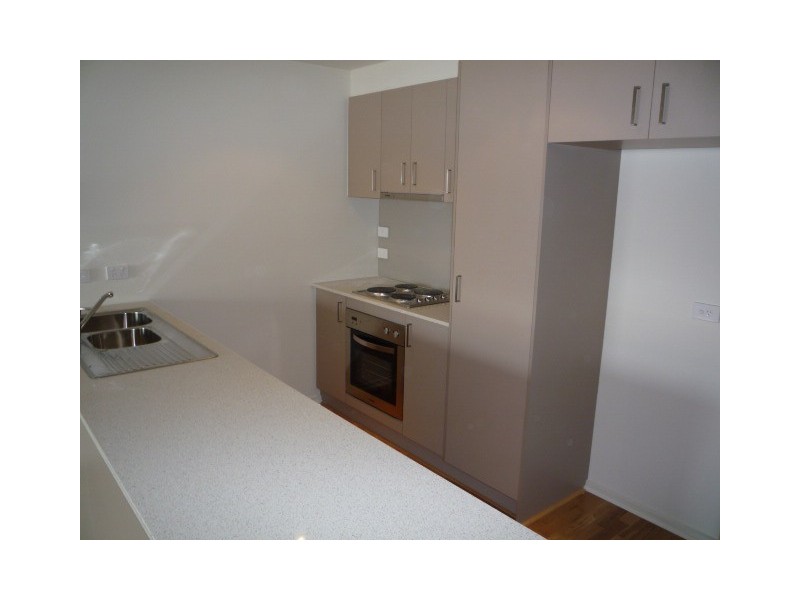 41/14 Bell Street, Coburg VIC 3058