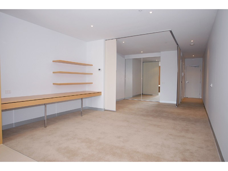 11.21/555 Flinders St, Melbourne VIC 3000