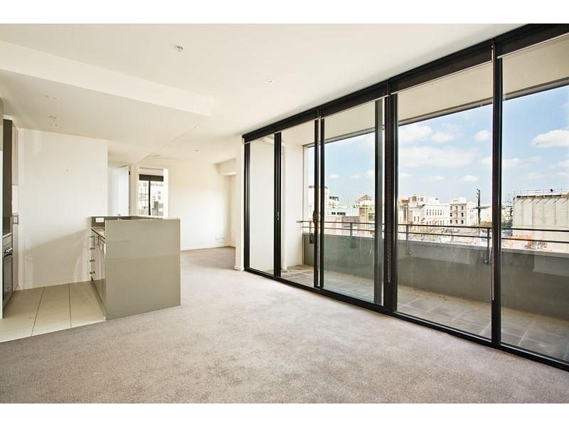 C304/166 Rouse Street, Port Melbourne VIC 3207