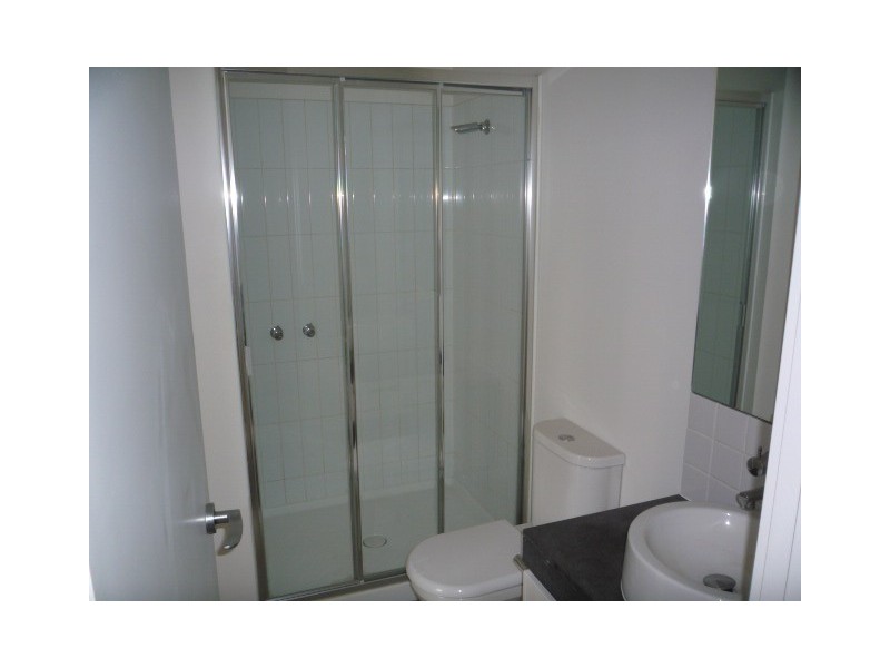 B809/55 Bay St, Port Melbourne VIC 3207