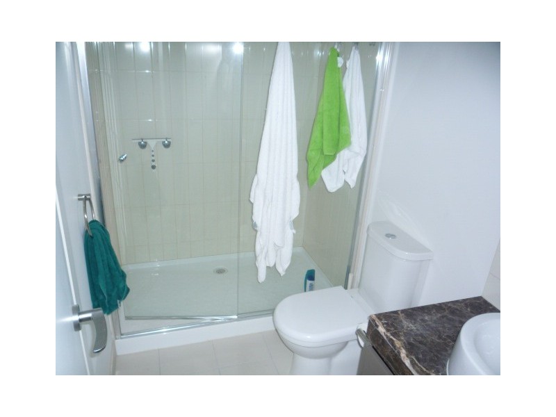 A903/57 Bay St, Port Melbourne VIC 3207