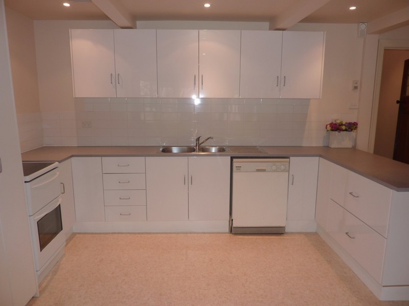 81 Orlando Street, Hampton VIC 3188