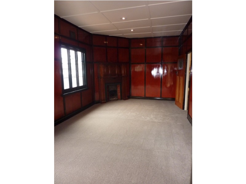 81 Orlando Street, Hampton VIC 3188