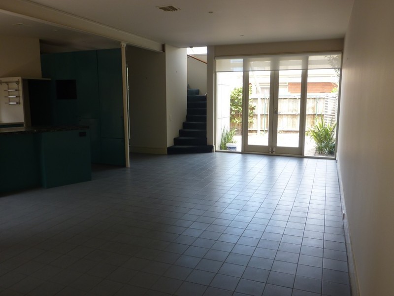2a Herbert Place, Albert Park VIC 3206
