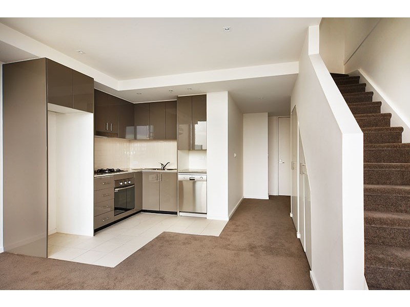 A909/57 Bay Street, Port Melbourne VIC 3207