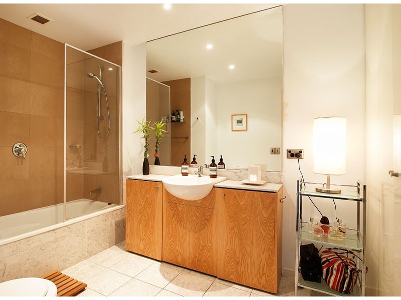 14/185  Barkly Street, St Kilda VIC 3182