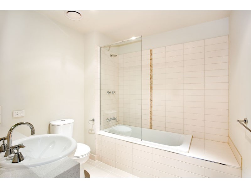 37/14  Bell Street, Coburg VIC 3058