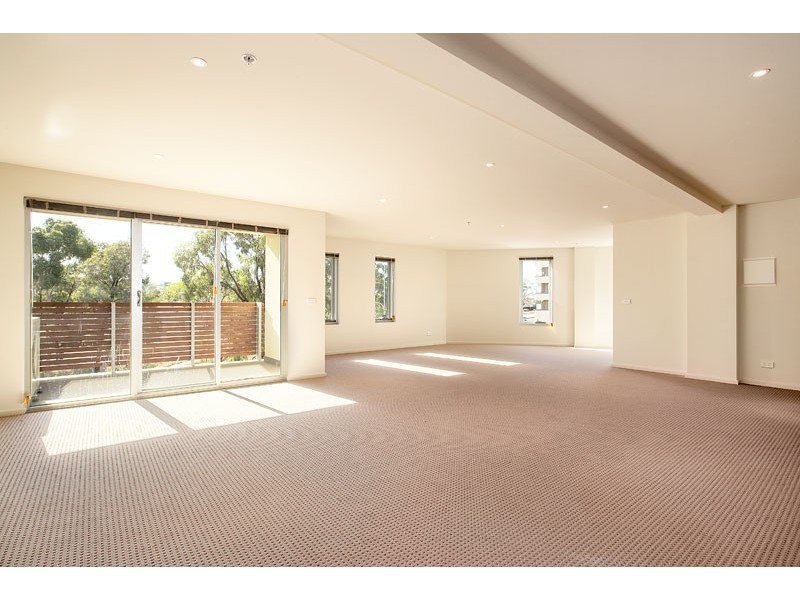 37/14  Bell Street, Coburg VIC 3058