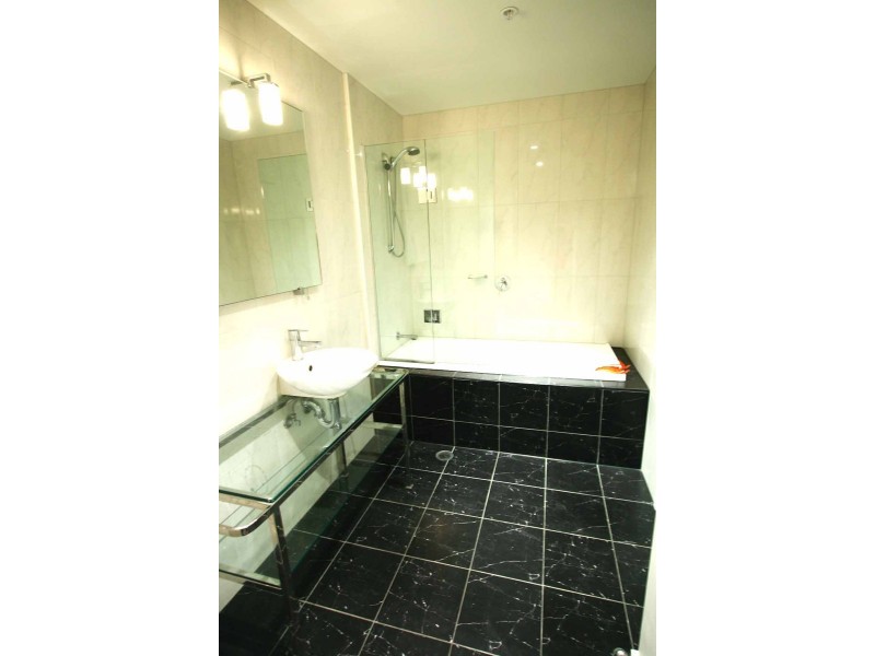 2303/68  La Trobe Street, Melbourne VIC 3000