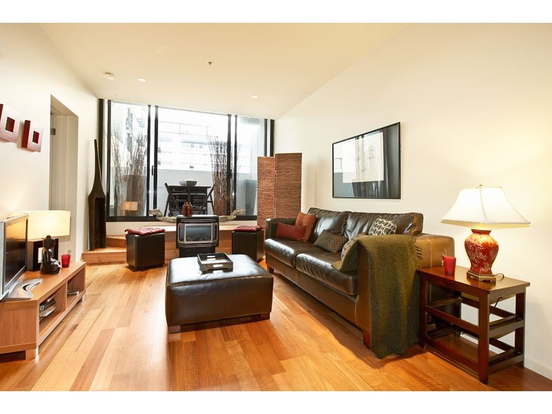 202/49 Beach Street, Port Melbourne VIC 3207