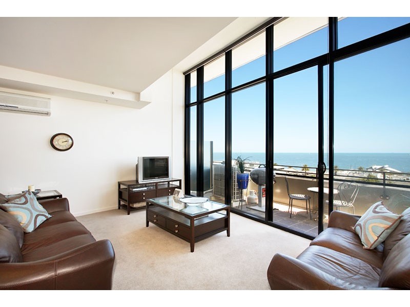 B805/55 Bay Street, Port Melbourne VIC 3207