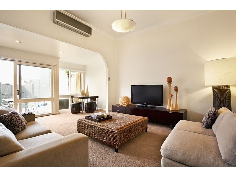 11 Wright Street, Middle Park VIC 3206