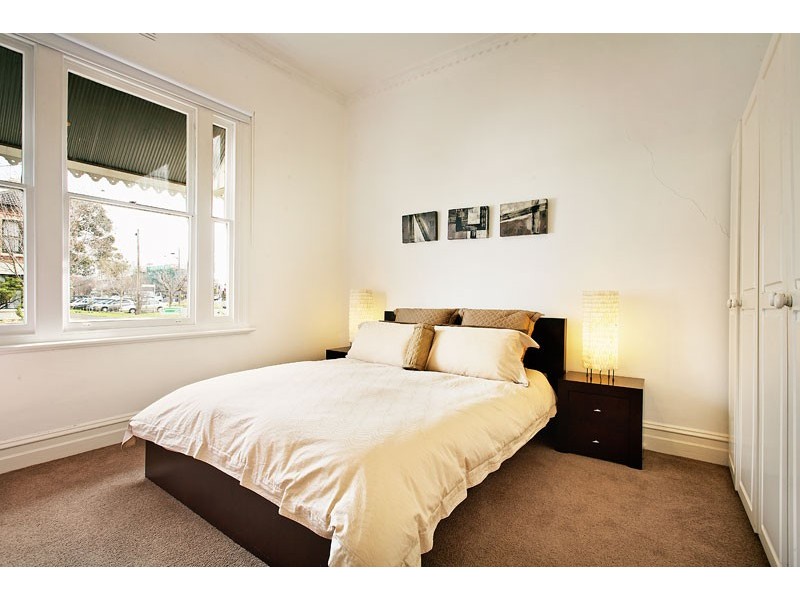 11 Wright Street, Middle Park VIC 3206