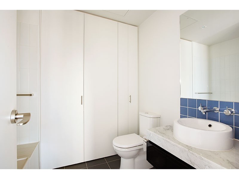 A801/57 Bay Street, Port Melbourne VIC 3207