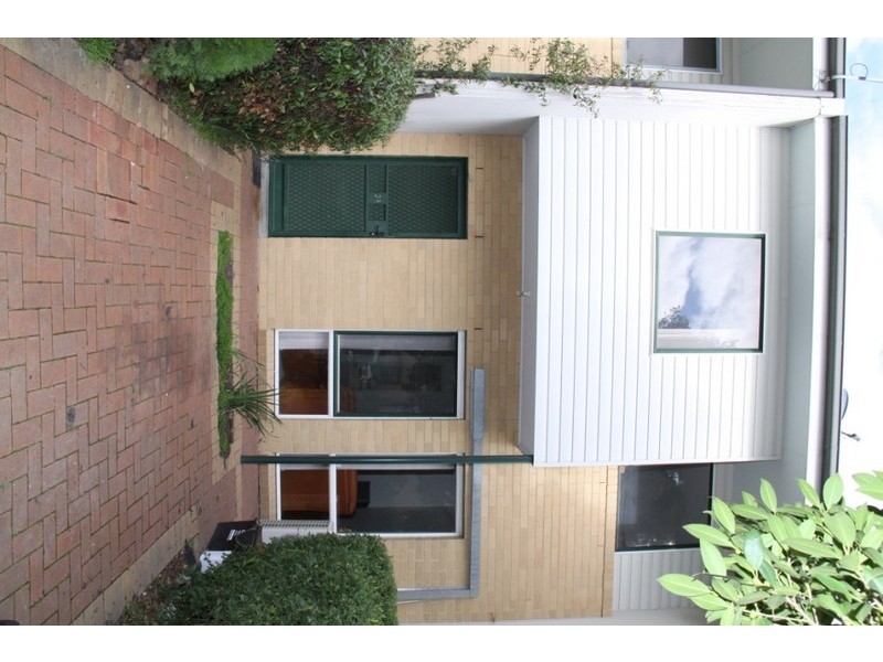 23 Clifford Street, Port Melbourne VIC 3207