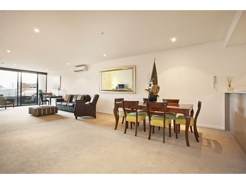 B205/55  Bay Street, Port Melbourne VIC 3207