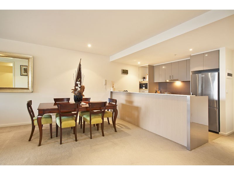 B205/55  Bay Street, Port Melbourne VIC 3207