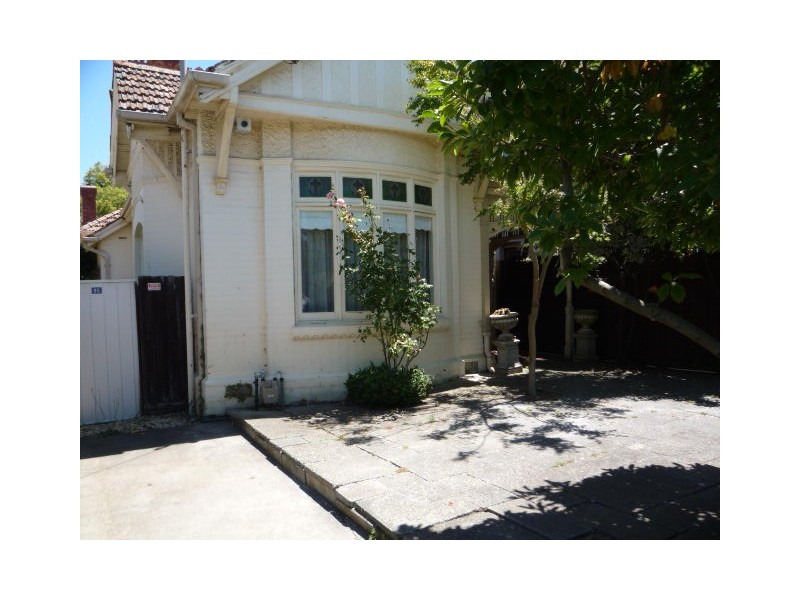 95 Mathoura rd, Toorak VIC 3142