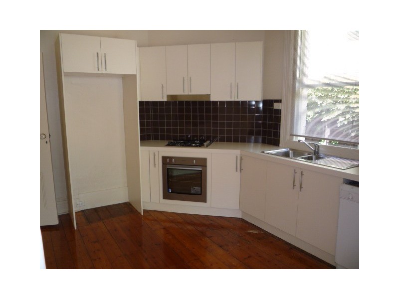 95 Mathoura rd, Toorak VIC 3142