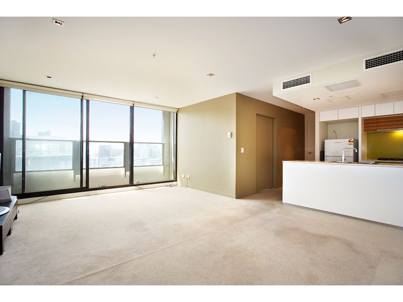 1906/100 Harbour Esplanade, Docklands VIC 3008