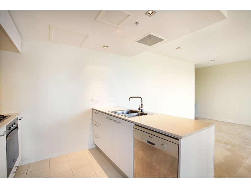 1906/100 Harbour Esplanade, Docklands VIC 3008