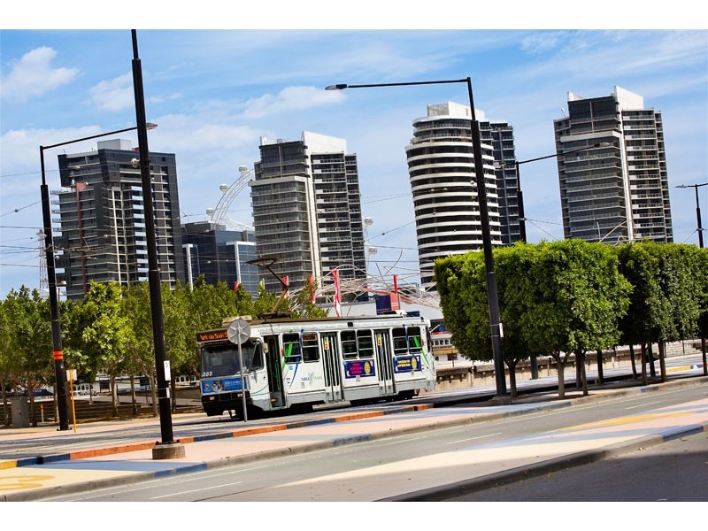 1906/100 Harbour Esplanade, Docklands VIC 3008