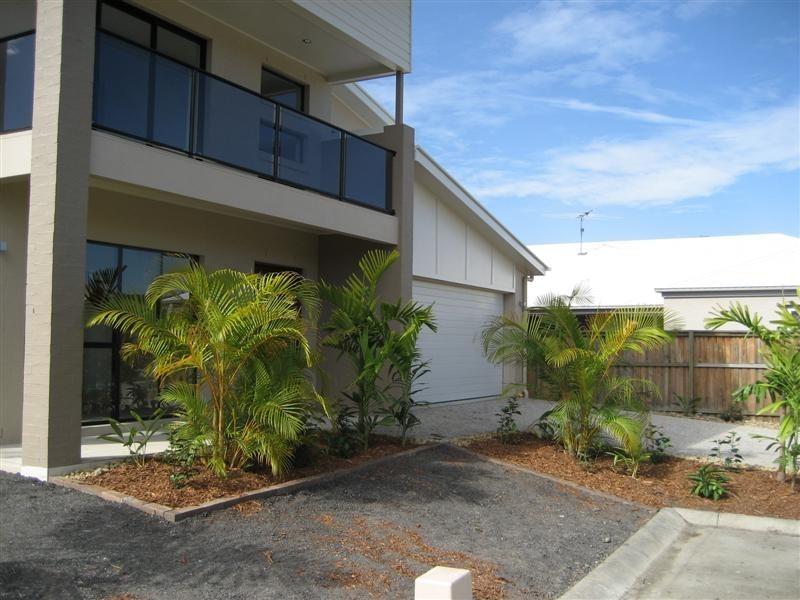 107 LAKESIDE COURT, Beenleigh QLD 4207