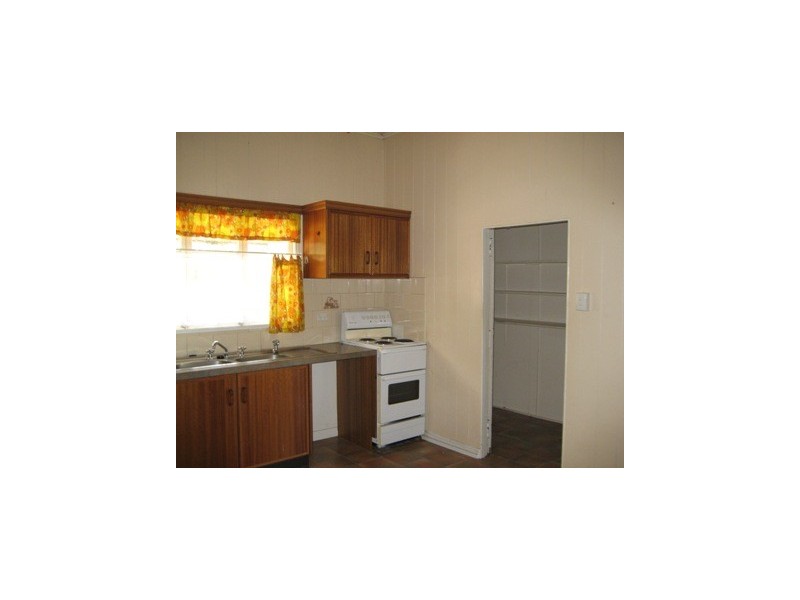 27 EAGLESFIELD STREET, Beaudesert QLD 4285