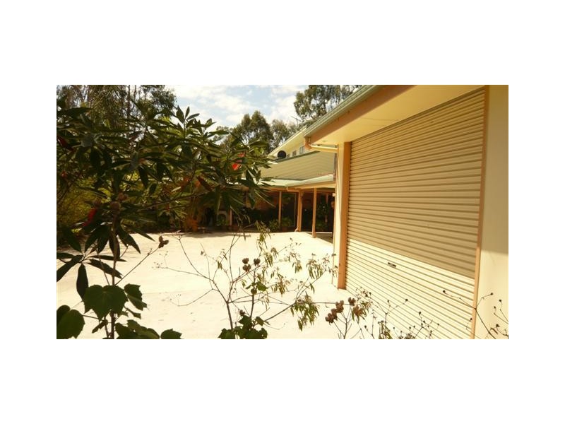 Yatala QLD 4207