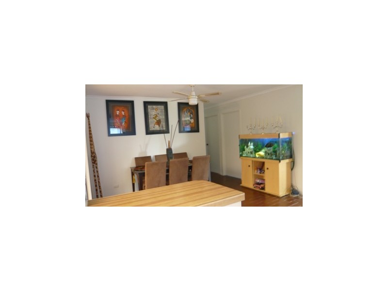 3 MELTON CT, Edens Landing QLD 4207