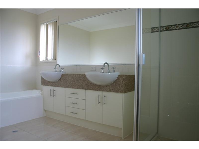 20 Serena Drive, Beaudesert QLD 4285